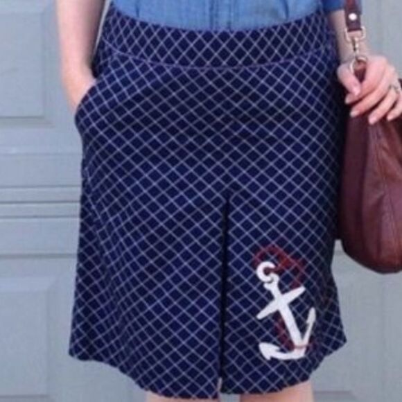L.L. Bean nautical anchor skirt. 4 - Picture 6 of 6